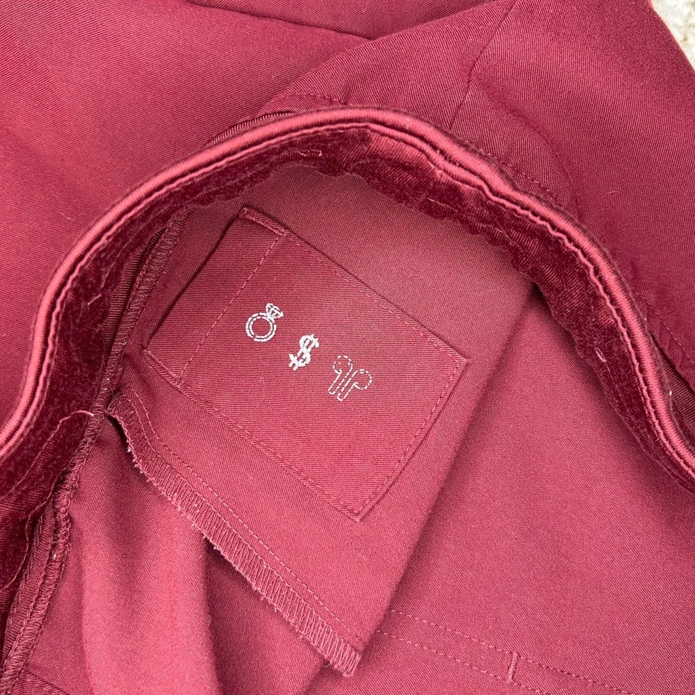 Figs burgundy high waist Zamora Jogger
Pants PO# 2443 - Picture 12 of 12